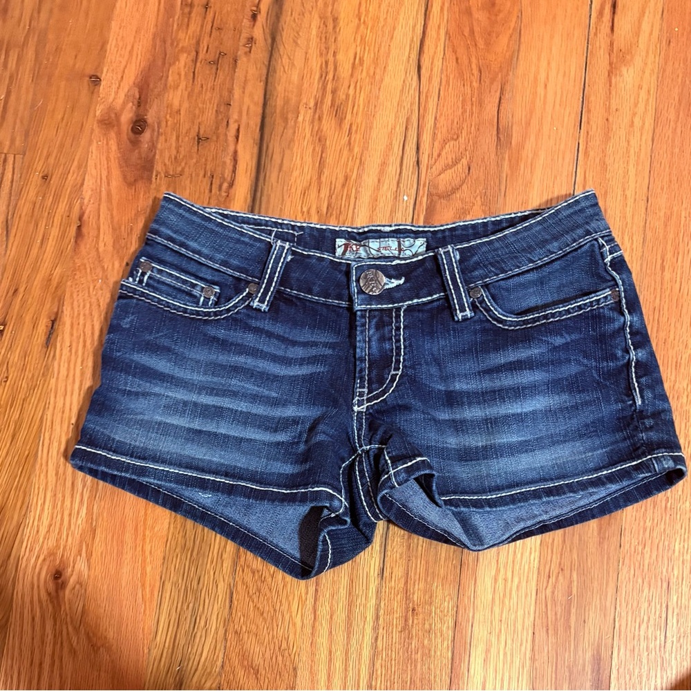 🦕 Denim Blue Women's Shorts 🦕